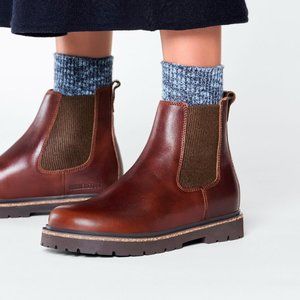 Birkenstock Highwood Slip On Boots in Chocolate Size 39
